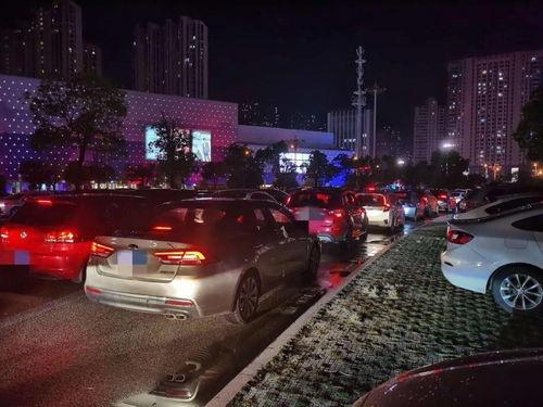 庐山堵车最新爆料,车流如织，游客出行受阻，现场实况曝光